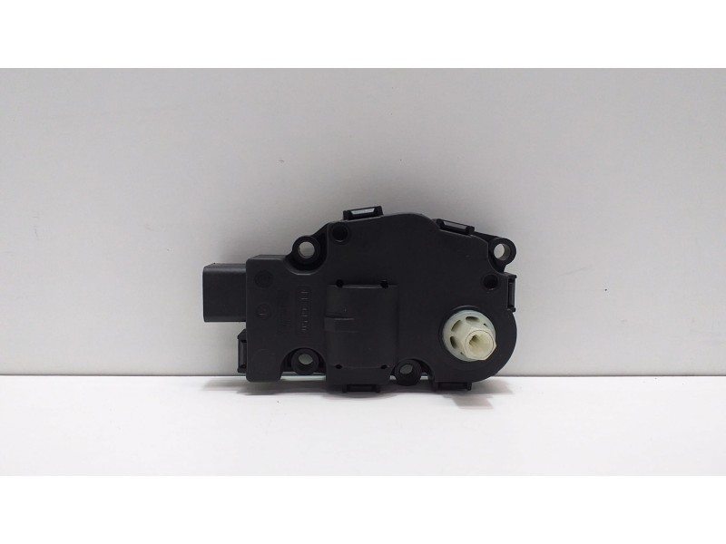 Recambio de motor apertura trampillas climatizador para audi a5 coupe (8t) 3.2 fsi referencia OEM IAM EFB330 51420 