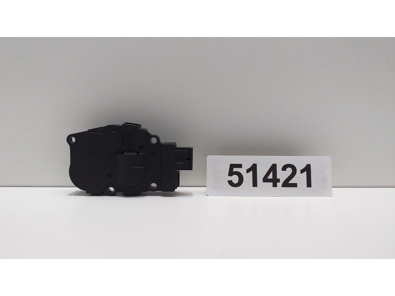 Recambio de motor apertura trampillas climatizador para audi a5 coupe (8t) 3.2 fsi referencia OEM IAM EFB330 51421 