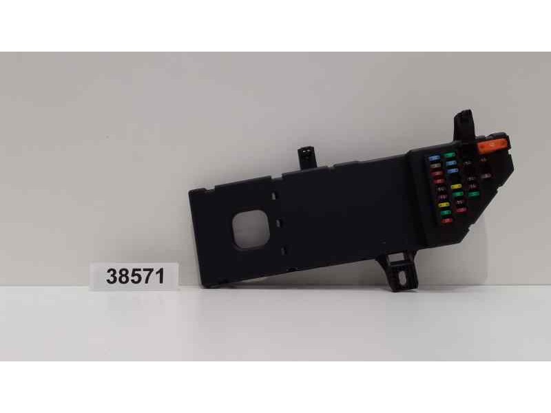 Recambio de caja reles / fusibles para saab 9-3 sport hatch 2.0 t vector referencia OEM IAM 518820022 38571 