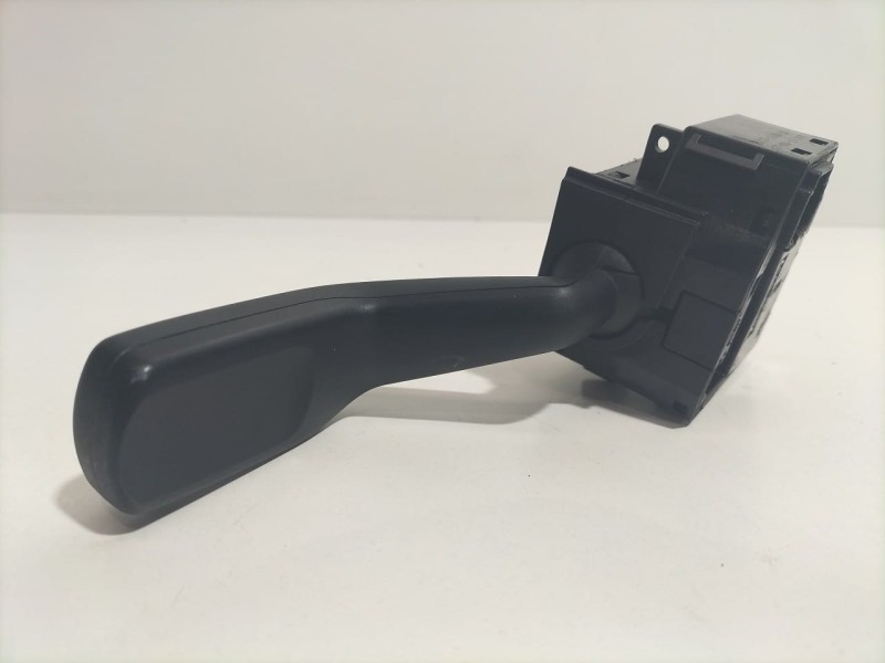 Recambio de mando intermitentes para ford transit caja cerrada ´06 2.4 tdci cat referencia OEM IAM 6C1T13335AA 79710 R