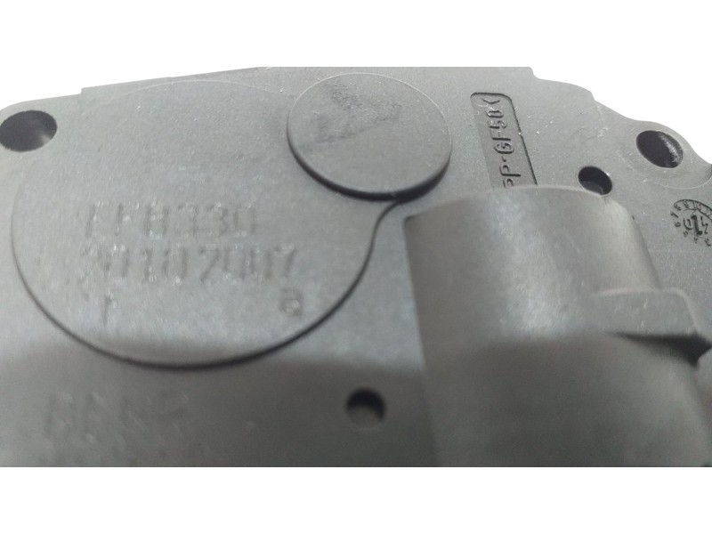 Recambio de motor apertura trampillas climatizador para audi a5 coupe (8t) 3.2 fsi referencia OEM IAM EFB330 51424 