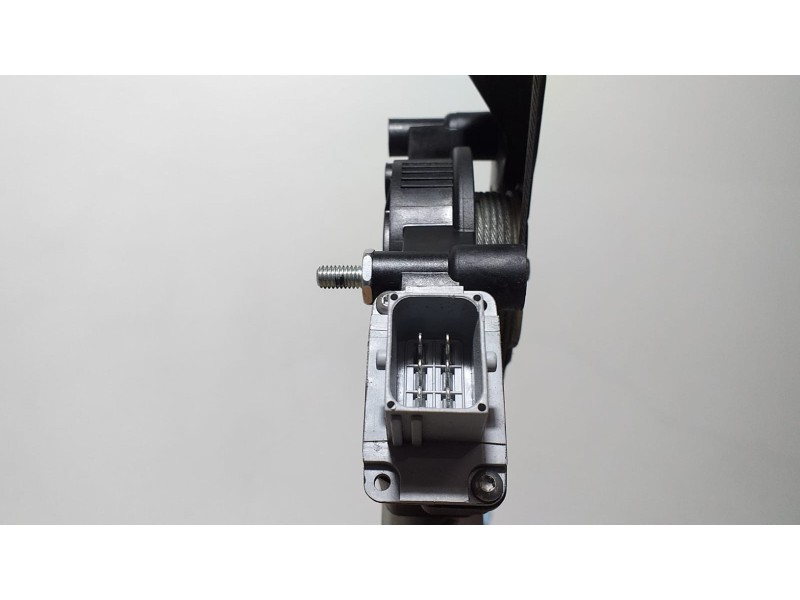 Recambio de elevalunas delantero derecho para opel combo d kasten l1h1 2,4t referencia OEM IAM 1060766 63350 