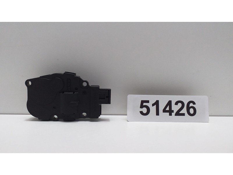 Recambio de motor apertura trampillas climatizador para audi a5 coupe (8t) 3.2 fsi referencia OEM IAM EFB330 51426 