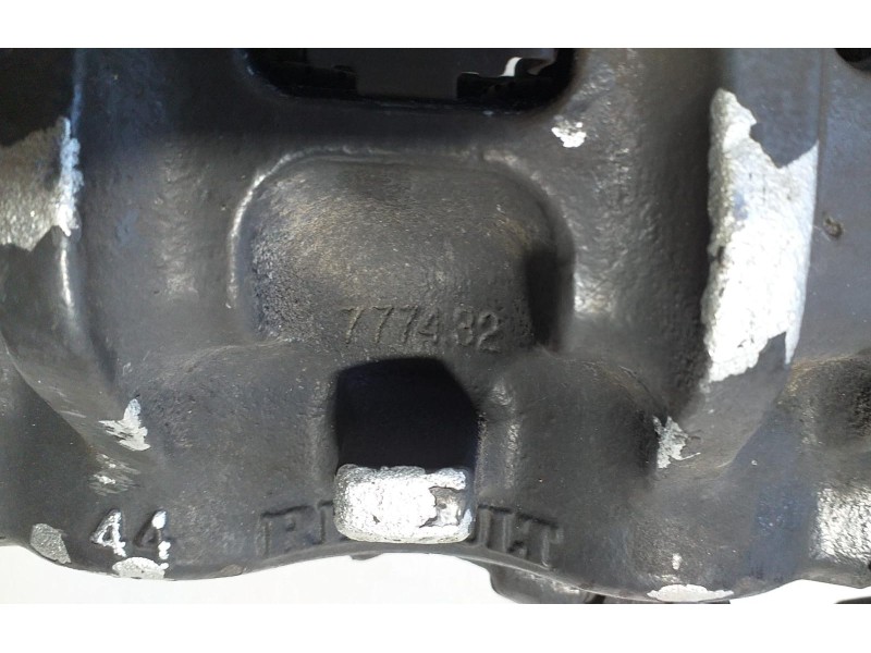 Recambio de pinza freno delantera derecha para renault mascott fg 150. 35/55/65 cabina individual referencia OEM IAM 777432 7186