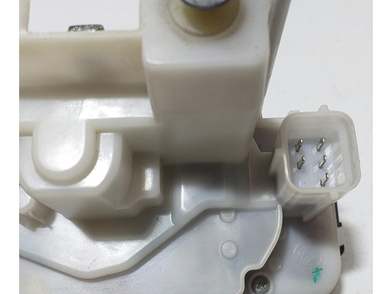 Recambio de cerradura maletero / porton para opel combo d kasten l1h1 2,4t referencia OEM IAM 51810891 63359 