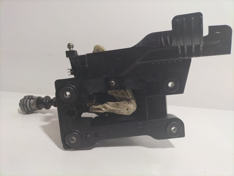 Recambio de palanca cambio para ford transit caja cerrada ´06 2.4 tdci cat referencia OEM IAM 4721031101 79734 R