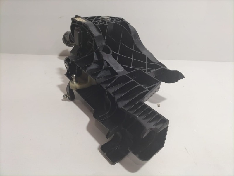 Recambio de palanca cambio para ford transit caja cerrada ´06 2.4 tdci cat referencia OEM IAM 4721031101 79734 R