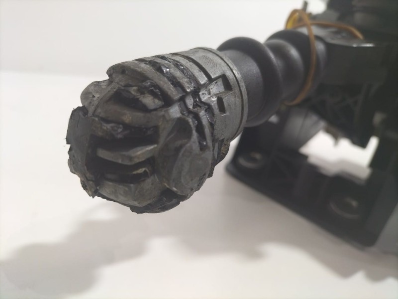 Recambio de palanca cambio para ford transit caja cerrada ´06 2.4 tdci cat referencia OEM IAM 4721031101 79734 R