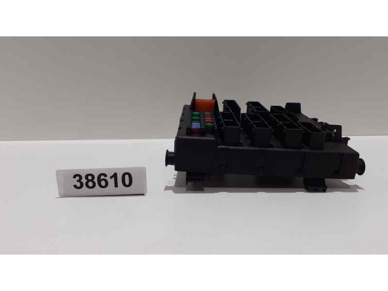 Recambio de caja reles / fusibles para saab 9-3 sport hatch 2.0 t vector referencia OEM IAM 460023260 38610 