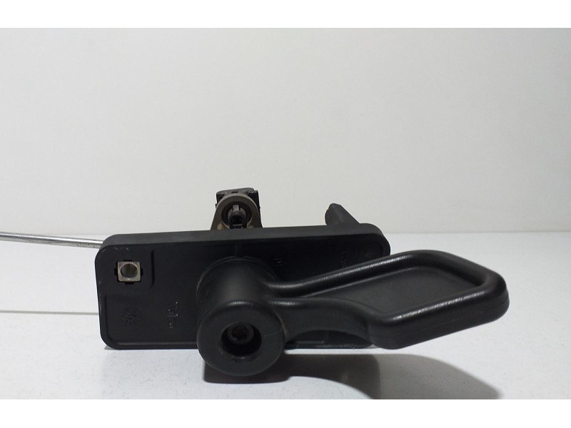 Recambio de maneta interior porton para opel combo d kasten l1h1 2,4t referencia OEM IAM 2242453 63363 