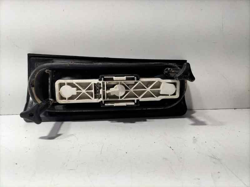 Recambio de piloto trasero izquierdo para renault rapid/express (f40) 1.4 familiar (f402/40m) referencia OEM IAM 20990G 84761 