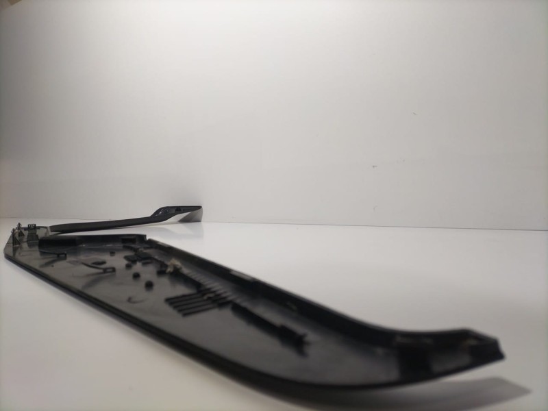 Recambio de molduras delanteras para ford transit caja cerrada ´06 2.4 tdci cat referencia OEM IAM 6C16V22370AAW 79741 R