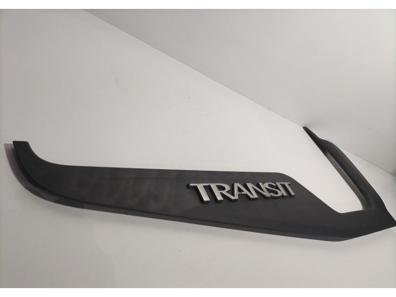 Recambio de molduras delanteras para ford transit caja cerrada ´06 2.4 tdci cat referencia OEM IAM 6C16V22370AAW 79741 R