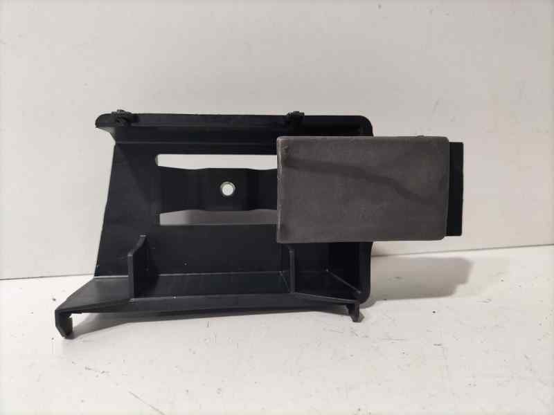 Recambio de maneta interior delantera derecha para renault rapid/express (f40) 1.4 familiar (f402/40m) referencia OEM IAM 770075