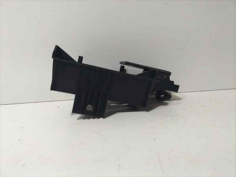 Recambio de maneta interior delantera derecha para renault rapid/express (f40) 1.4 familiar (f402/40m) referencia OEM IAM 770075