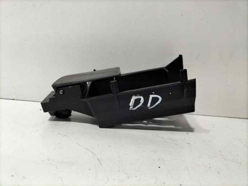 Recambio de maneta interior delantera derecha para renault rapid/express (f40) 1.4 familiar (f402/40m) referencia OEM IAM 770075