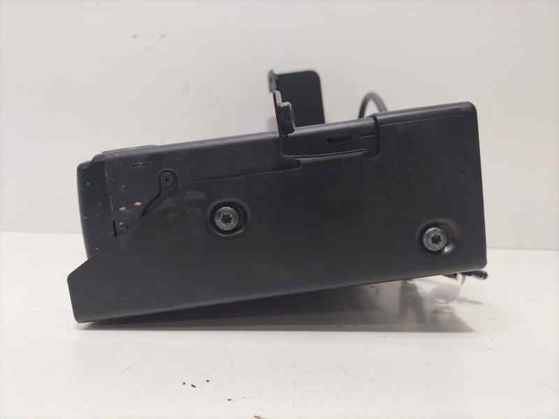 Recambio de sistema audio / radio cd para volkswagen touareg (7la) v6 referencia OEM IAM 7L6035493A 84776 