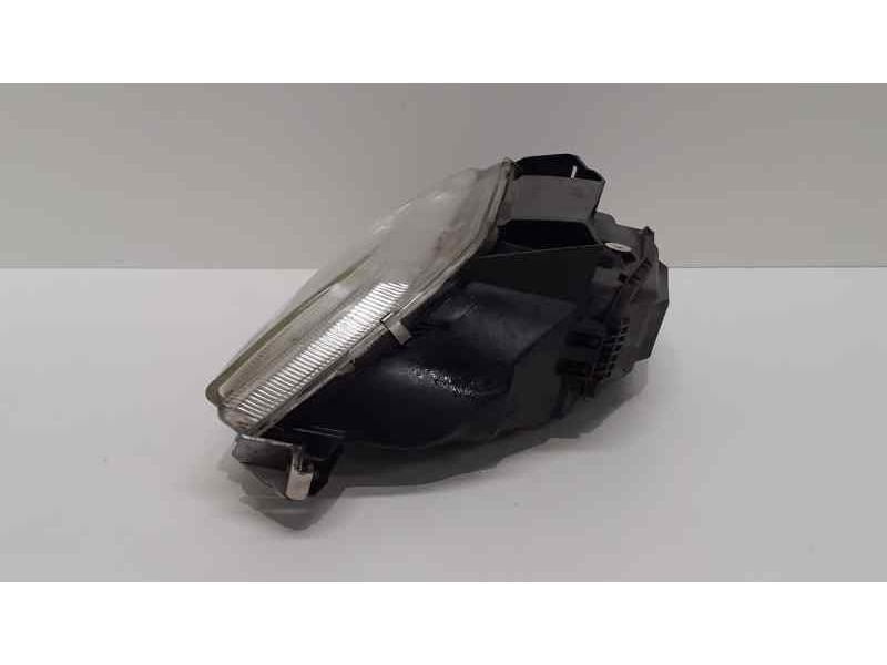 Recambio de faro derecho para citroën xantia berlina 1.9 td exclusive referencia OEM IAM 88205034D 38640 