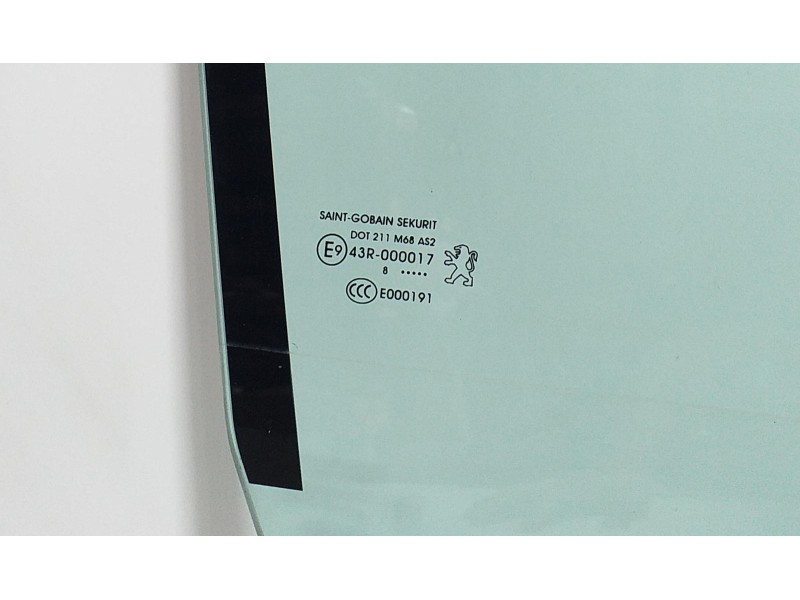 Recambio de luna delantera derecha para peugeot 207 cc básico referencia OEM IAM 5FW 63399 