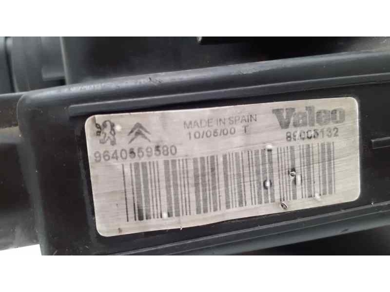 Recambio de faro izquierdo para peugeot 206 berlina xn referencia OEM IAM 9640559580 38651 
