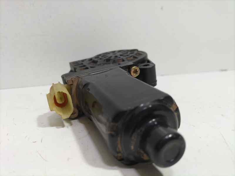 Recambio de motor elevalunas delantero izquierdo para hyundai tucson (jm) 2.0 crdi comfort (4wd) referencia OEM IAM 824502E000 8