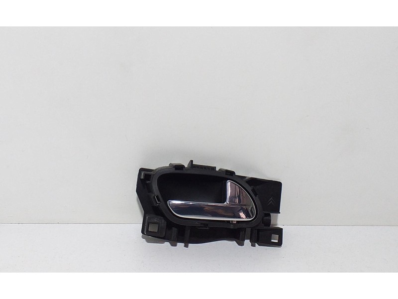 Recambio de maneta interior delantera derecha para peugeot 207 cc básico referencia OEM IAM 96555516VD 63417 