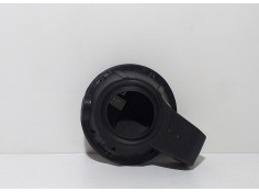 Recambio de tapa exterior combustible para peugeot 207 cc básico referencia OEM IAM 9681730680 63419  2