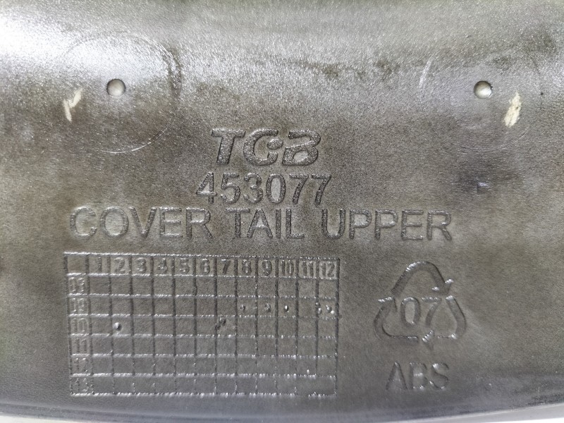 Recambio de molduras traseras para » otros... tgb x- motion 125 tgb x- motion 125 referencia OEM IAM 453077 79660 