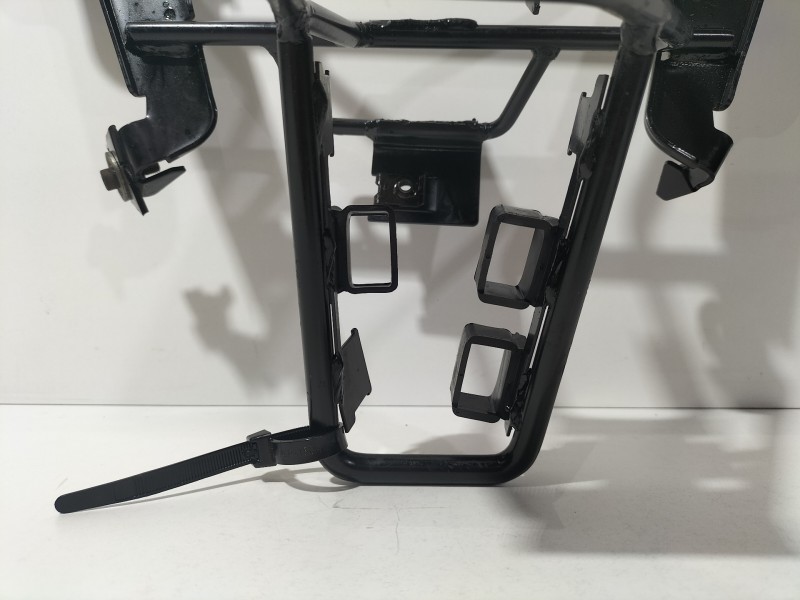 Recambio de refuerzo paragolpes delantero para » otros... tgb x- motion 125 tgb x- motion 125 referencia OEM IAM G/KU 79661 