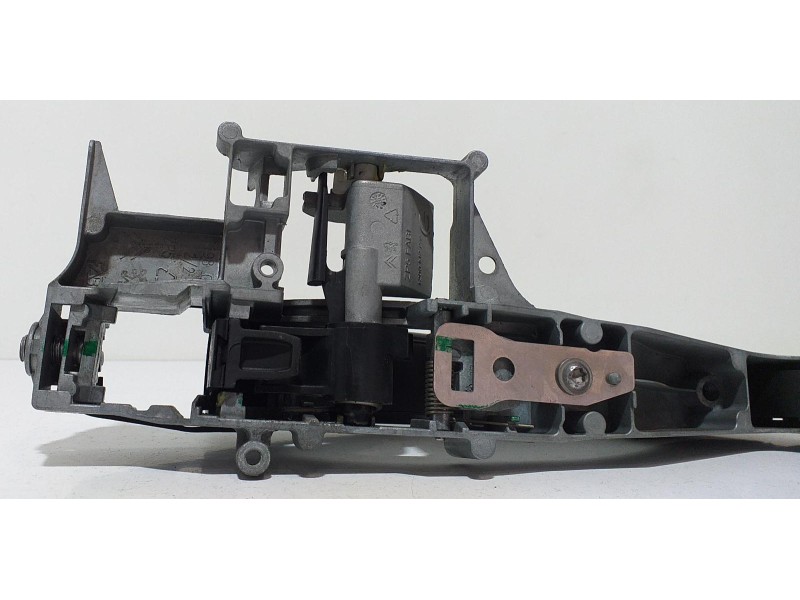 Recambio de maneta exterior delantera izquierda para peugeot 207 cc básico referencia OEM IAM 9680168680 63437 