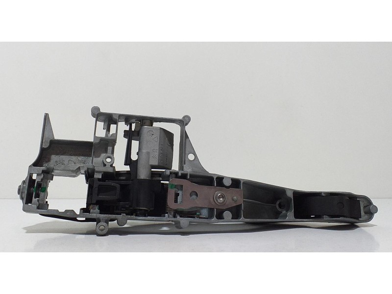 Recambio de maneta exterior delantera izquierda para peugeot 207 cc básico referencia OEM IAM 9680168680 63437 