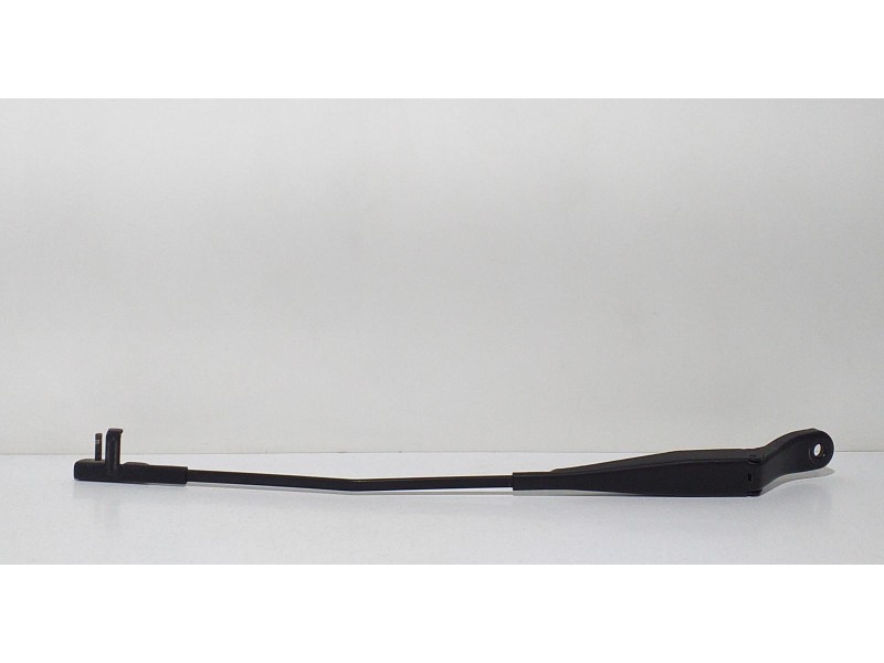 Recambio de brazo limpia delantero izquierdo para peugeot 207 cc básico referencia OEM IAM 5FW 63440 