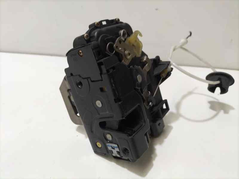 Recambio de cerradura puerta delantera izquierda para audi a4 berlina (8e) 2.5 tdi (120kw) referencia OEM IAM 4B1837015G 83284 