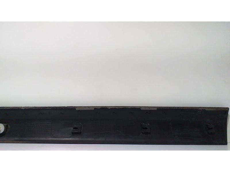 Recambio de molduras delanteras para opel combo d kasten l1h1 2,4t referencia OEM IAM 735455444DX 63449 