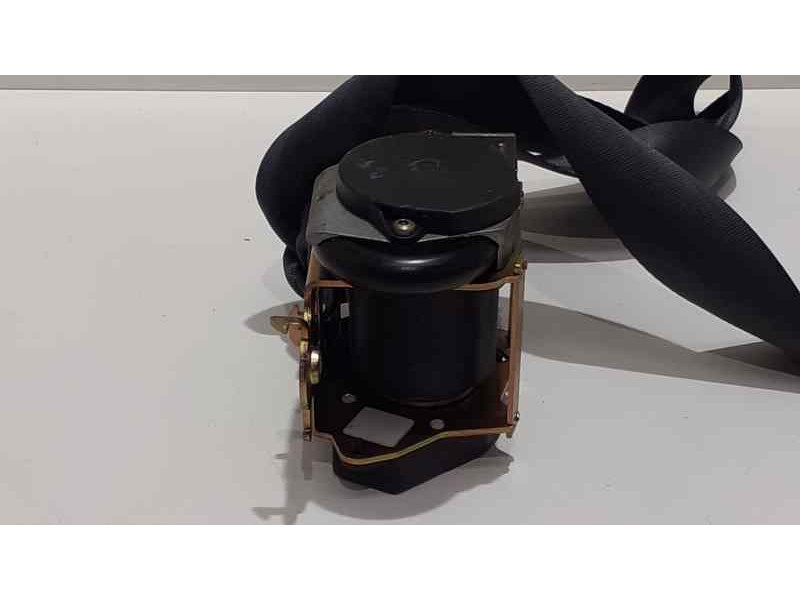 Recambio de cinturon seguridad trasero derecho para renault megane ii classic berlina dynamique referencia OEM IAM 8200798369 38