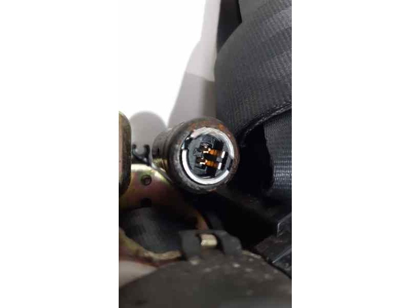 Recambio de cinturon seguridad trasero derecho para renault megane ii classic berlina dynamique referencia OEM IAM 8200798369 38