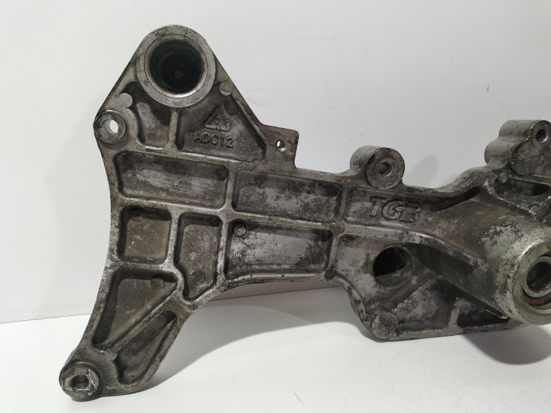 Recambio de soporte motor para » otros... tgb x- motion 125 tgb x- motion 125 referencia OEM IAM G/KU 79668 