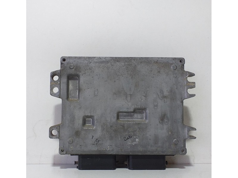 Recambio de centralita motor uce para suzuki swift azg (nz) gl+ referencia OEM IAM 3392072K01 71966 R