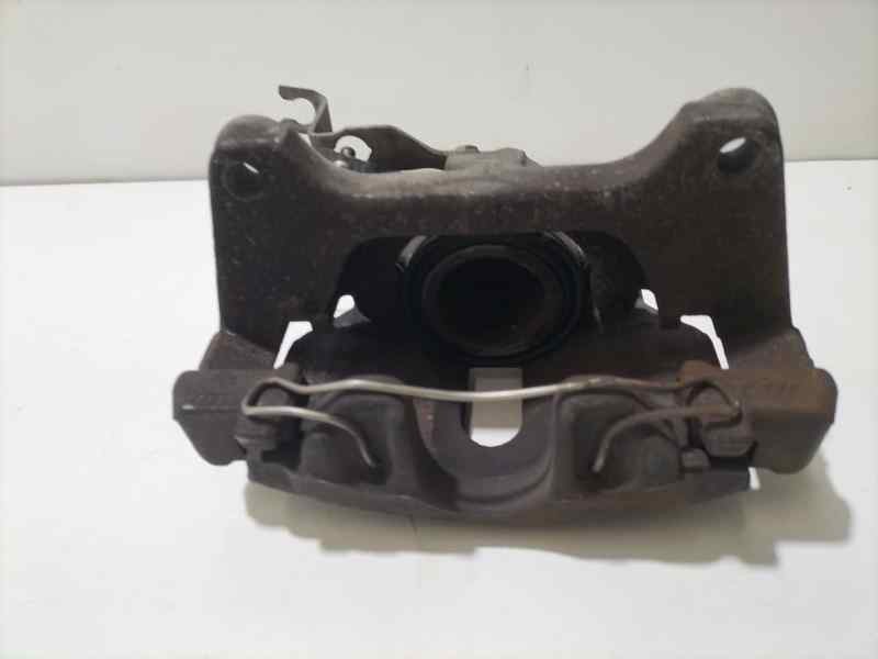 Recambio de pinza freno delantera derecha para audi a4 berlina (8e) 2.5 tdi (120kw) referencia OEM IAM 4B0615124 83296 