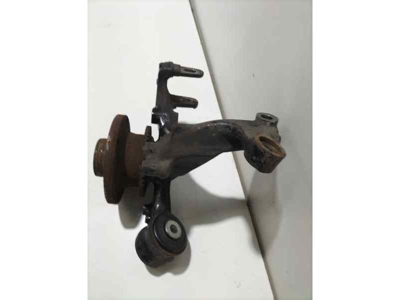 Recambio de mangueta trasera izquierda para audi a4 berlina (8e) 2.5 tdi (120kw) referencia OEM IAM 8E0615611J 83301 