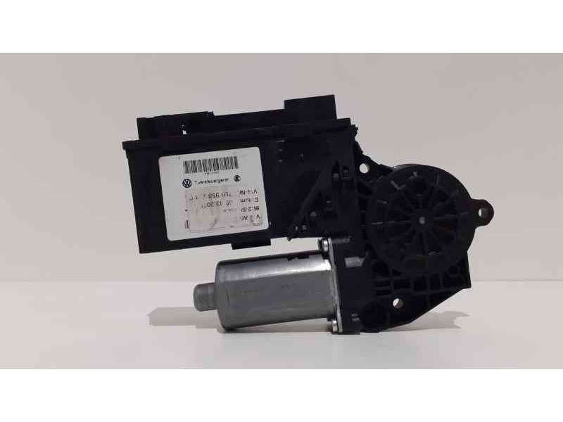 Recambio de motor elevalunas trasero derecho para volkswagen touareg (7la) tdi v10 referencia OEM IAM 7L0959704C 38747 
