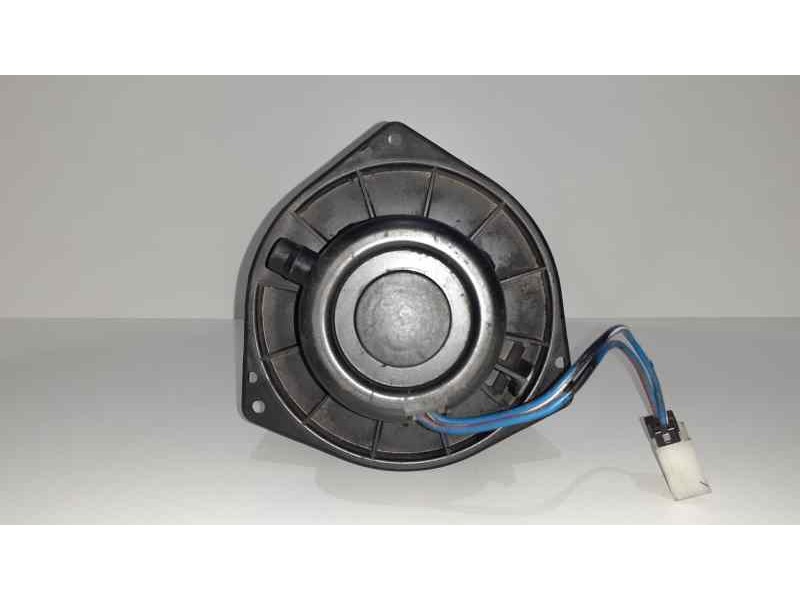Recambio de motor calefaccion para nissan serena (c23m) 2.3 diesel referencia OEM IAM 0130111154 38752 
