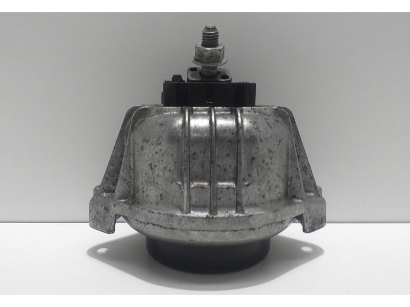 Recambio de soporte motor izquierdo para bmw serie 1 berlina (e81/e87) 120d referencia OEM IAM 13981112 51536 
