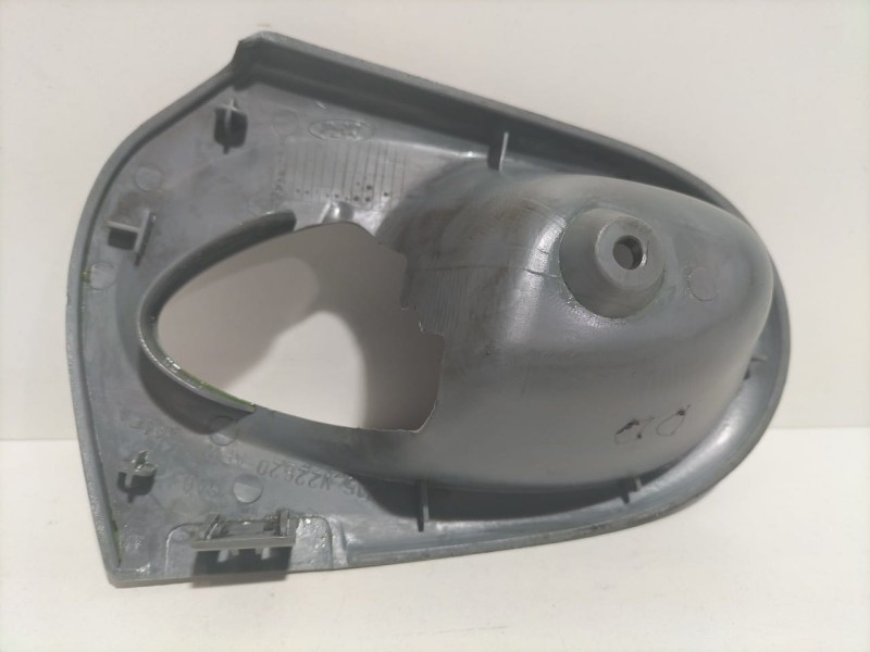 Recambio de maneta interior delantera derecha para ford transit caja cerrada ´06 2.4 tdci cat referencia OEM IAM YC15V22620 7976