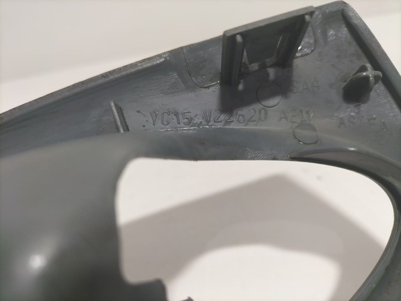 Recambio de maneta interior delantera derecha para ford transit caja cerrada ´06 2.4 tdci cat referencia OEM IAM YC15V22620 7976