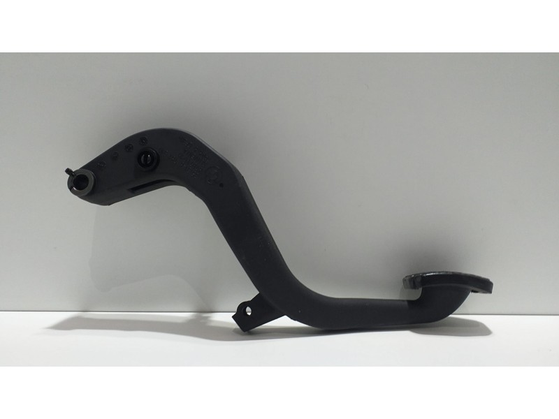 Recambio de pedal embrague para bmw serie 1 berlina (e81/e87) 120d referencia OEM IAM 35316761310 51554 