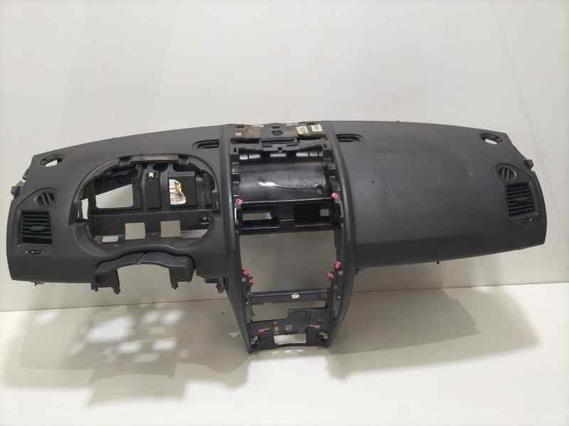 Recambio de salpicadero para renault megane ii coupe/cabrio confort authentique referencia OEM IAM 8200173737 84010 