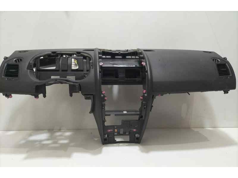 Recambio de salpicadero para renault megane ii coupe/cabrio confort authentique referencia OEM IAM 8200173737 84010 