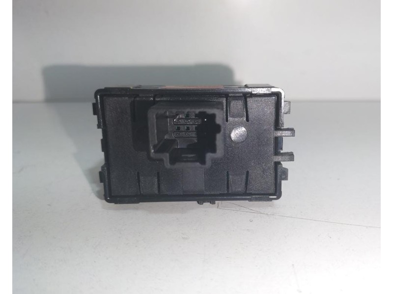 Recambio de interruptor para dacia dokker stepway referencia OEM IAM 10023969 79776 