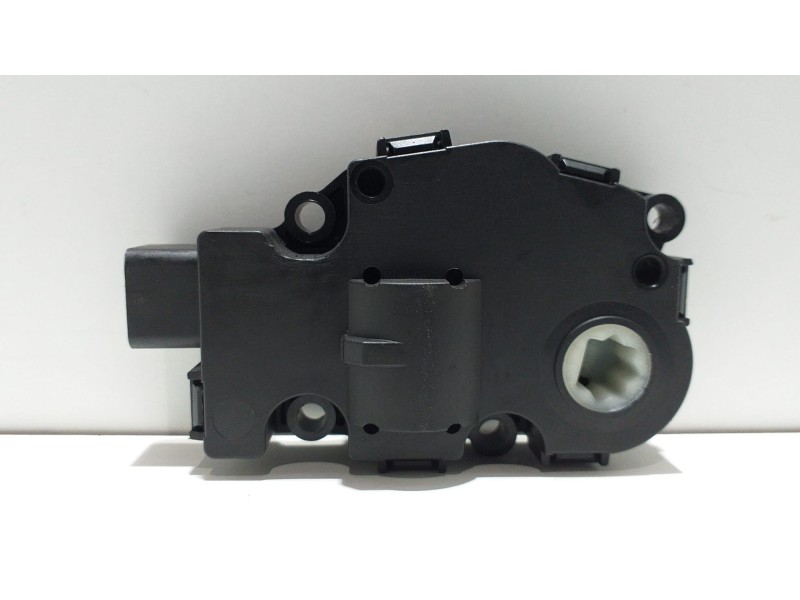 Recambio de motor apertura trampillas climatizador para bmw serie 1 berlina (e81/e87) 120d referencia OEM IAM EFB321 51558 